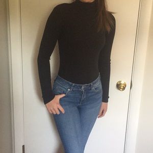 Small Hollister long sleeve turtleneck